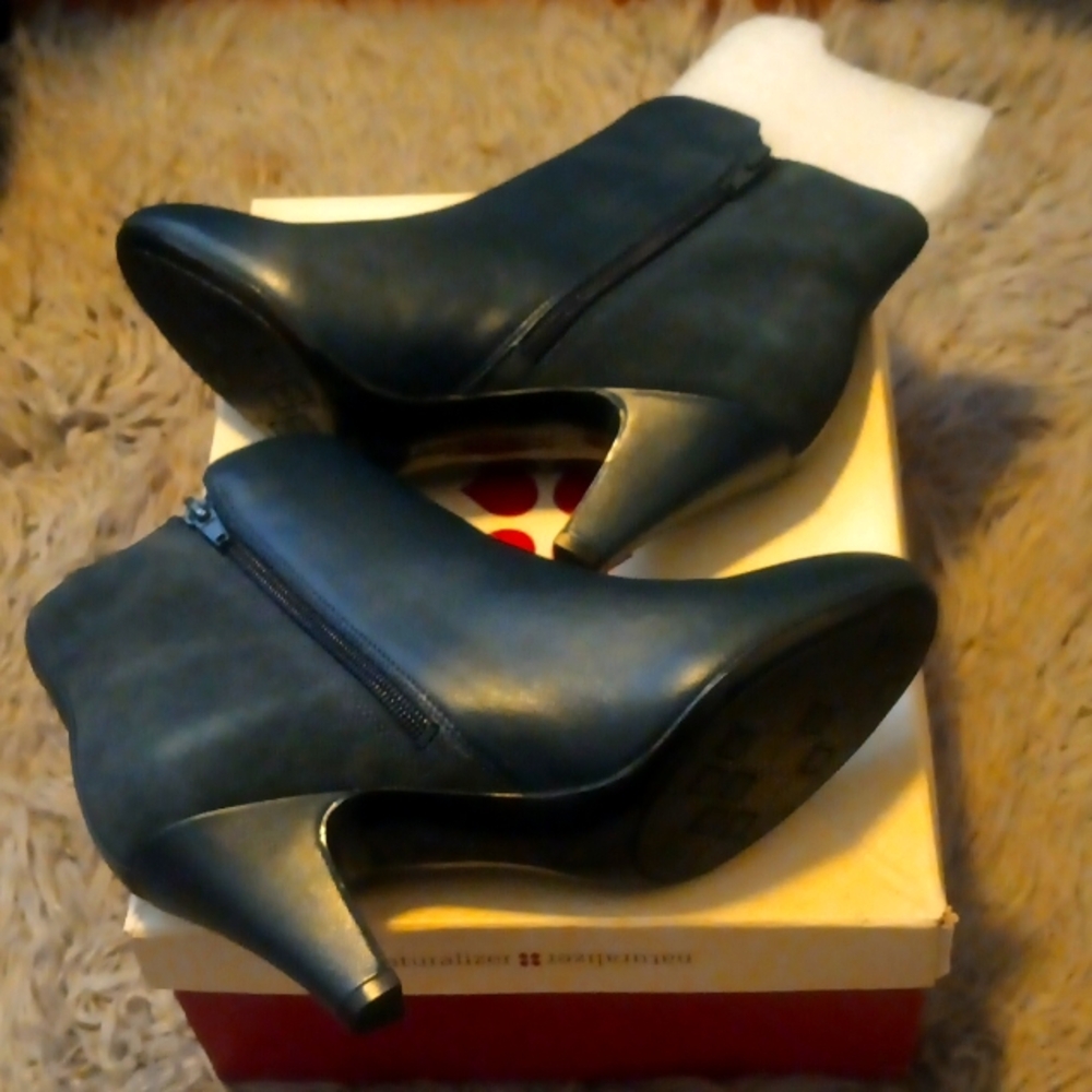 Blue Naturalizer Boots